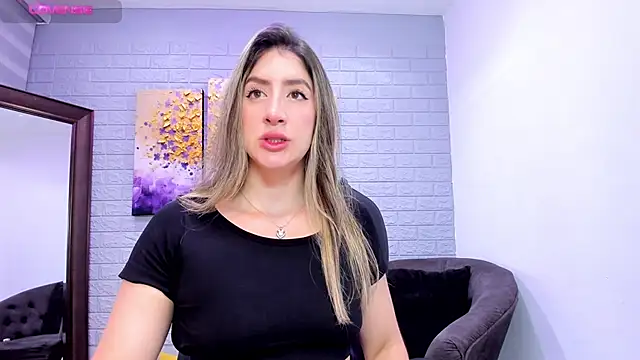  AlejaCruz  online show from April 2026 12:15:02 PM