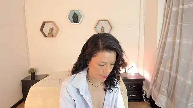 Paloma victory online show from February 2025 06:01:02 PM