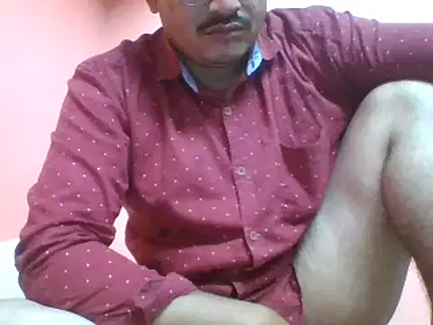 naughtymike0007 online show from February 2026 03:12:01 PM