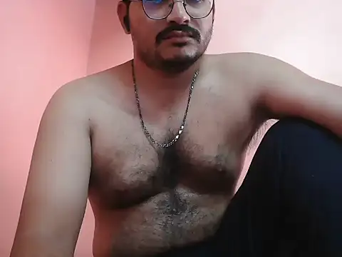 naughtymike0007 online show from April 2026 10:19:02 AM