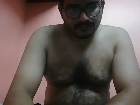 Snapshot of naughtymike0007 chatting on July 2026 04:42:02 PM naughtymike0007 online show from July 2026 04:42:02 PM