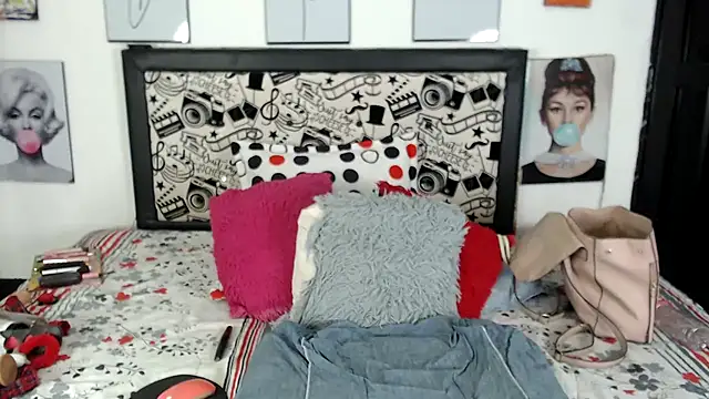 Rihana14 online show from April 2026 09:31:01 PM