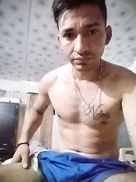 Yesiell online show from November 2025 06:19:01 PM