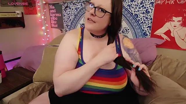 Snapshot of AmyAphrodite chatting on April 2026 05:12:02 AM AmyAphrodite online show from April 2026 05:12:02 AM
