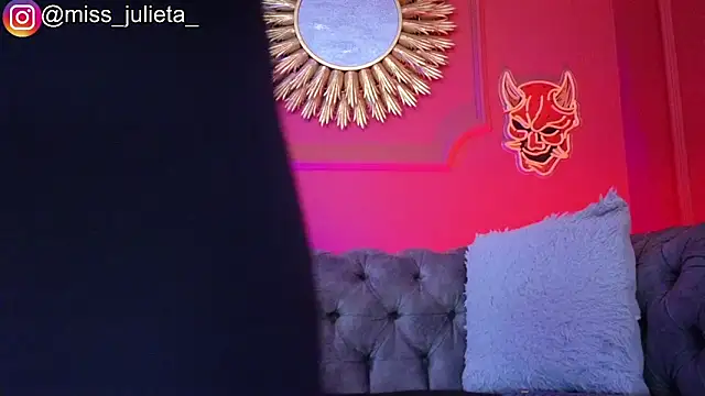 Snapshot of Julieta_Russell chatting on June 2026 12:20:02 PM Julieta Russell online show from June 2026 12:20:02 PM