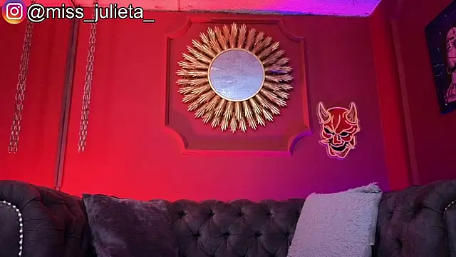 Snapshot of Julieta_Russell chatting on June 2026 12:30:01 PM Julieta Russell online show from June 2026 12:30:01 PM