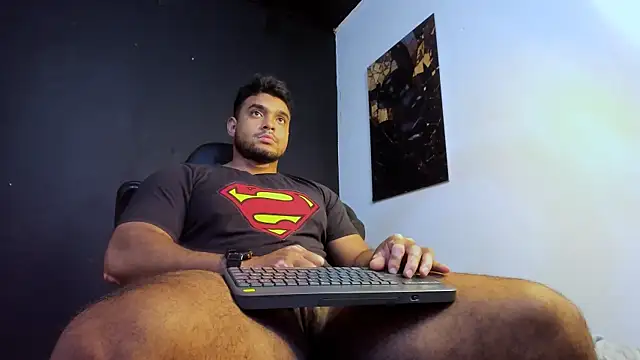 Big furry bear13 online show from April 2026 02:45:01 PM