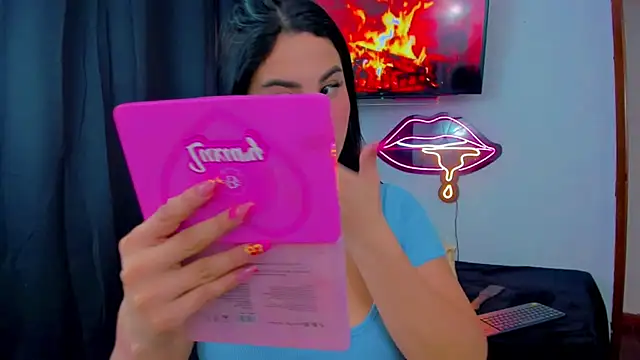 sunshine uwu22 online show from March 2026 07:20:01 PM