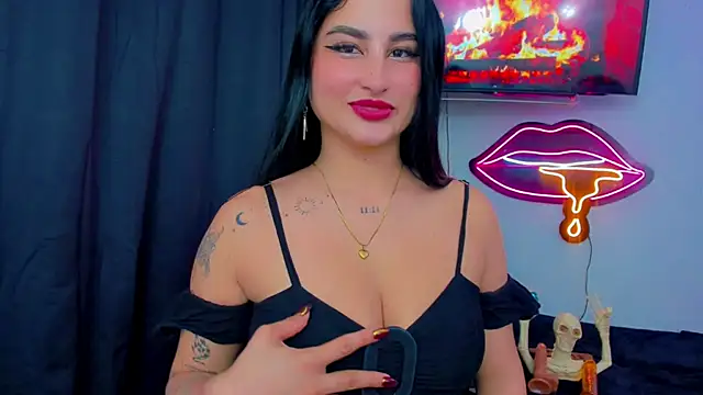 sunshine uwu22 online show from April 2026 06:35:01 PM