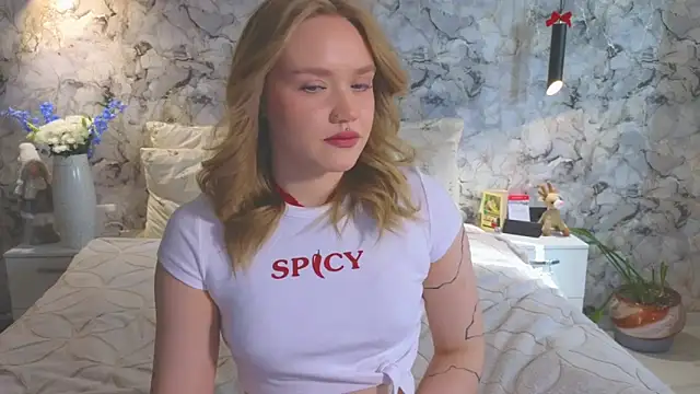 Aurora Golden1 online show from April 2026 03:17:02 AM