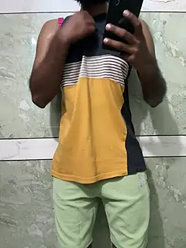 Snapshot of Bluelover0812 chatting on February 2025 08:38:02 PM Bluelover0812 online show from February 2025 08:38:02 PM