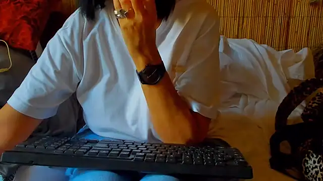 Snapshot of shannon4u chatting on June 2026 08:26:01 AM shannon4u online show from June 2026 08:26:01 AM
