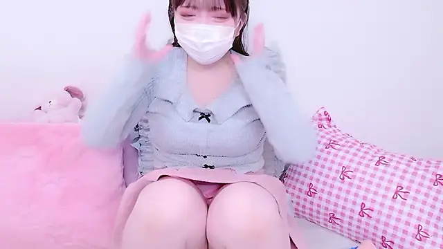 x--Miu--x online show from March 2026 12:11:01 PM