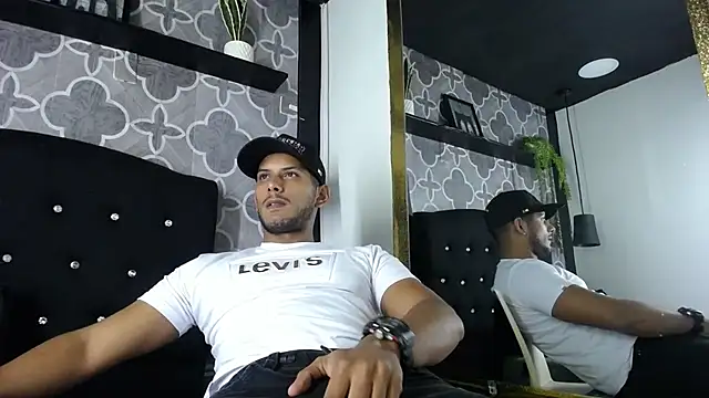 Snapshot of Chris_Dick23 chatting on July 2026 04:27:01 AM Chris Dick23 online show from July 2026 04:27:01 AM