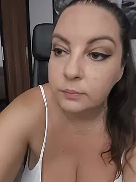 KlaraHope online show from July 2026 11:49:01 AM
