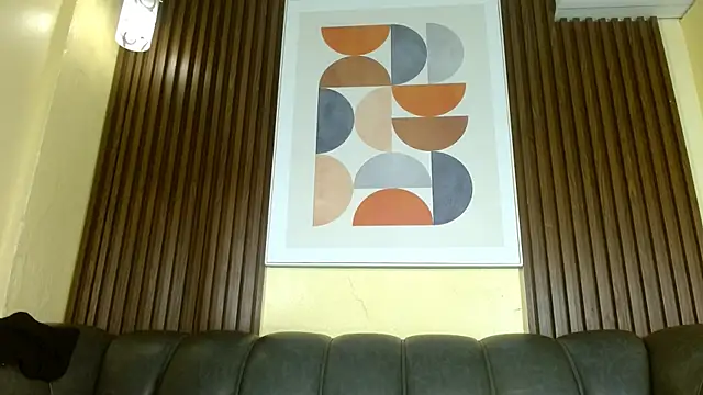 Nicole Ramires online show from March 2026 04:56:01 PM