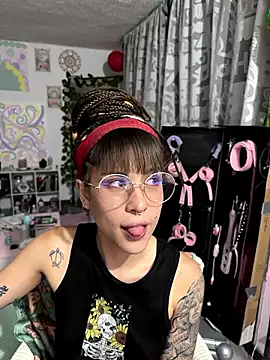 Snapshot of Hellen_dumont chatting on July 2026 02:16:01 AM Hellen dumont online show from July 2026 02:16:01 AM