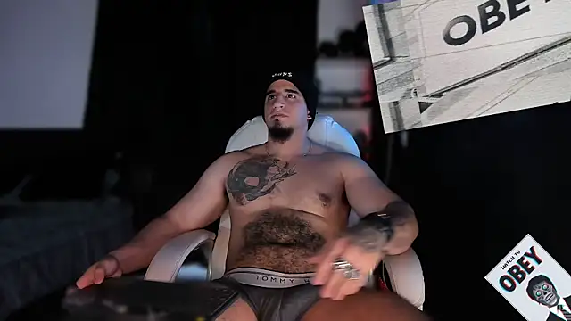 kingbear777 online show from February 2025 05:57:02 AM