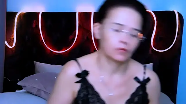 StaceyDarling online show from March 2026 05:18:02 PM