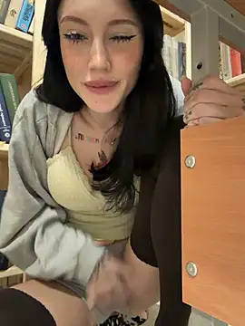 Melissa crazy online show from April 2026 05:30:01 PM