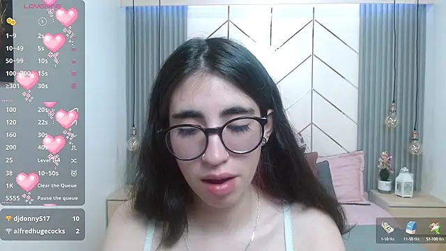 Snapshot of LenaRoses chatting on December 2024 06:23:02 PM LenaRoses online show from December 2024 06:23:02 PM