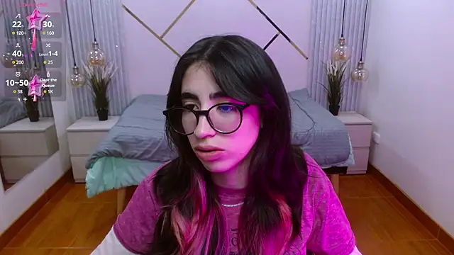 Snapshot of LenaRoses chatting on December 2025 06:04:01 PM LenaRoses online show from December 2025 06:04:01 PM