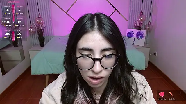 Snapshot of LenaRoses chatting on January 2026 08:45:01 PM LenaRoses online show from January 2026 08:45:01 PM