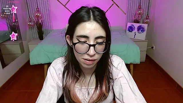 Snapshot of LenaRoses chatting on January 2026 09:51:02 PM LenaRoses online show from January 2026 09:51:02 PM