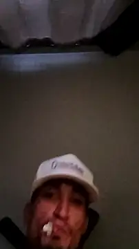 Snapshot of lRainbowBoy chatting on January 2026 11:53:01 PM lRainbowBoy online show from January 2026 11:53:01 PM