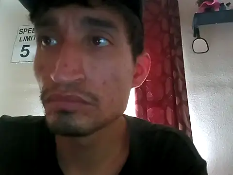 Snapshot of lRainbowBoy chatting on April 2026 06:41:01 PM lRainbowBoy online show from April 2026 06:41:01 PM