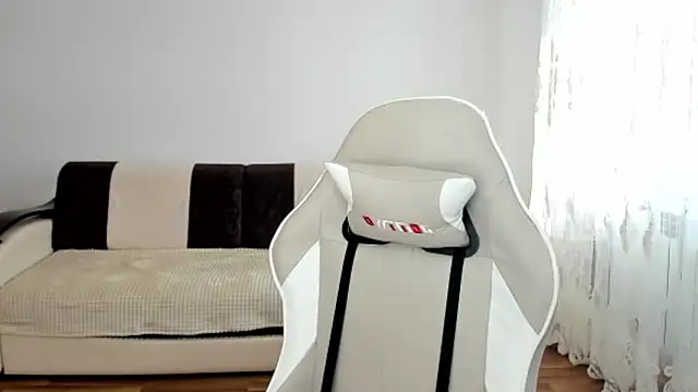 StellaDavis online show from March 2026 10:04:01 AM