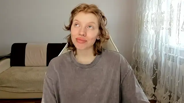 StellaDavis online show from April 2026 09:04:01 AM