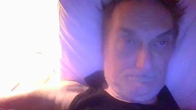 Snapshot of Alain-Bertrand chatting on January 2026 01:11:02 AM Alain-Bertrand online show from January 2026 01:11:02 AM