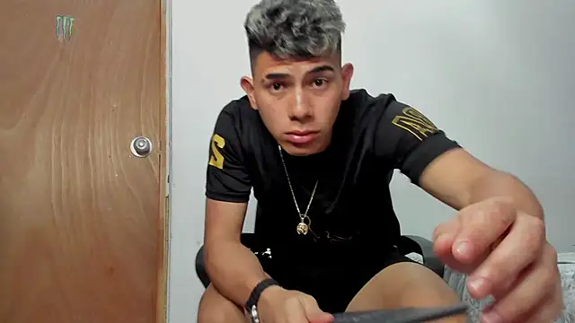 andrew rose  online show from February 2026 07:18:01 PM