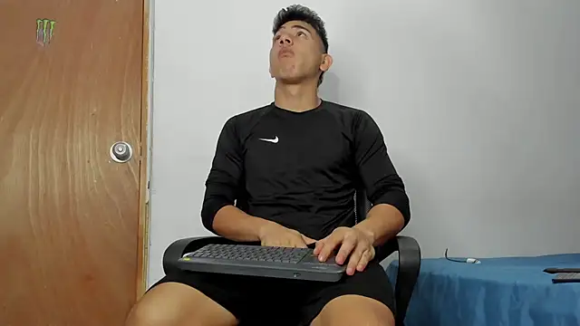 andrew rose  online show from February 2026 07:43:02 PM