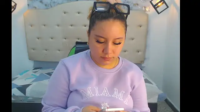 Kathiasaints online show from March 2026 06:41:01 PM