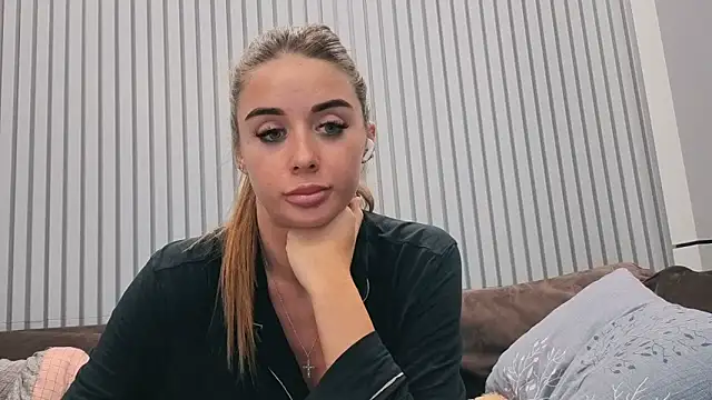 your bunnygirl online show from September 2025 05:49:01 PM