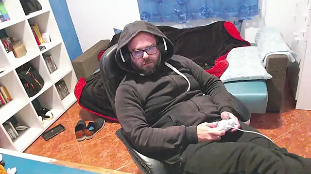 ravingr4d4 online show from December 2025 10:36:01 PM