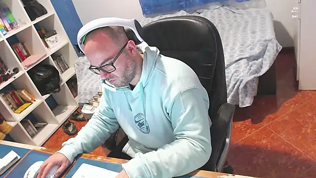 ravingr4d4 online show from February 2026 09:52:02 AM