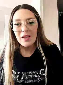 Daniela77771 online show from April 2026 07:17:02 PM