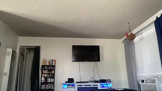 cocaNutt online show from March 2026 05:17:01 PM