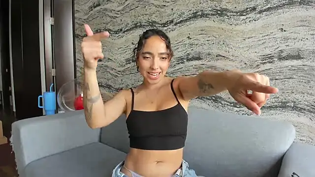 Snapshot of Sophi__a chatting on October 2025 08:27:02 PM Sophi a online show from October 2025 08:27:02 PM