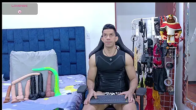 JoseRumbero26 online show from July 2026 11:58:02 AM