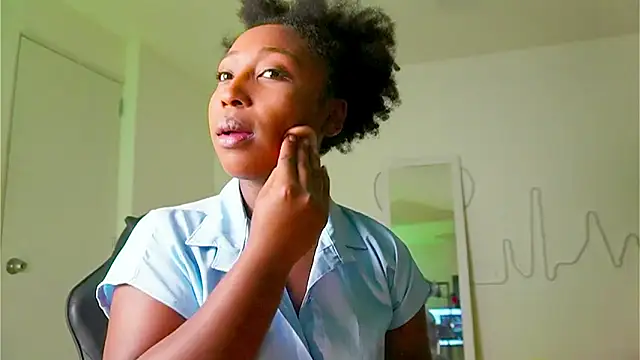 EmmaSanzz  online show from September 2025 11:59:02 AM