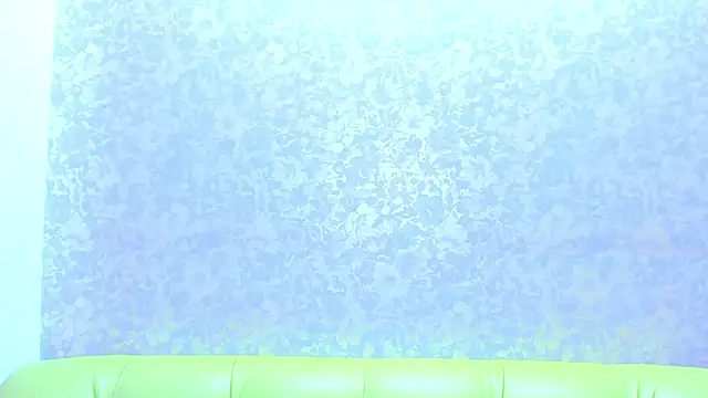 Vanessa Florence online show from April 2026 01:19:01 AM