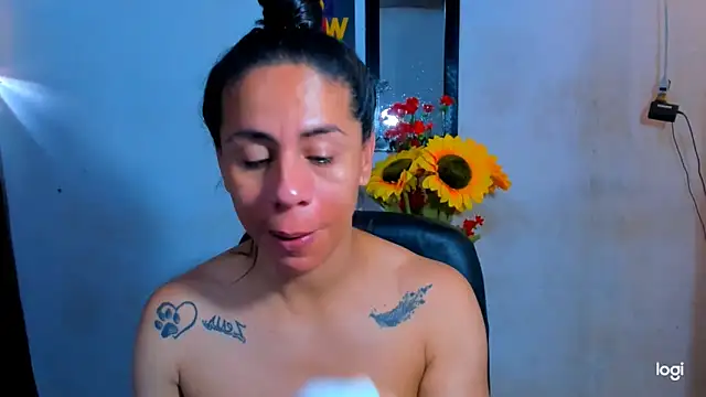 juanblakbigcock online show from April 2026 04:50:02 PM