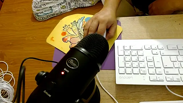 diamondputy04 online show from April 2026 06:30:02 PM