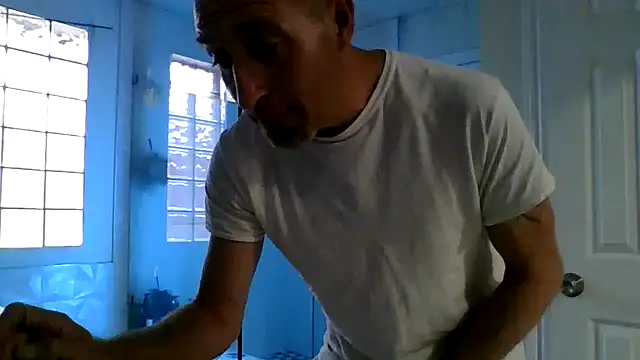 El Gizmo online show from February 2026 12:29:02 AM