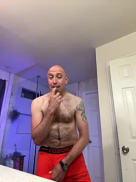 El Gizmo online show from April 2026 04:11:01 AM