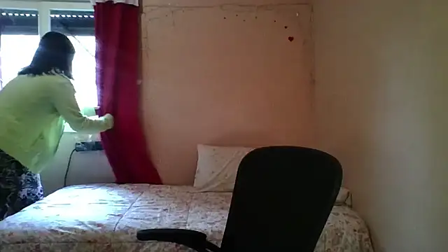 imsohornydacom online show from April 2026 06:10:01 PM